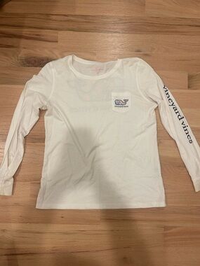 Vineyard Vines White Long Sleeve Tee with Pocket Whale